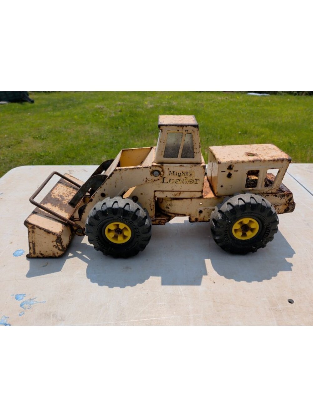 Vintage 1970's Tonka Pressed Steel Front End Loader, Sand Box Construction Toy